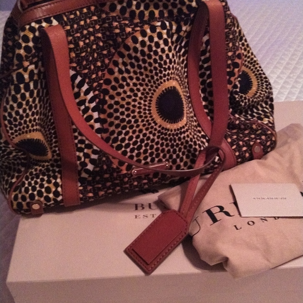 Burberry Sunburst tote